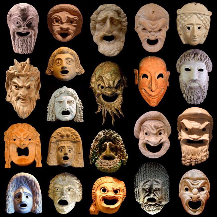 Hallazgos Arqueológicos Asombrosos Una variedad de máscaras de teatro de la Antigua Grecia