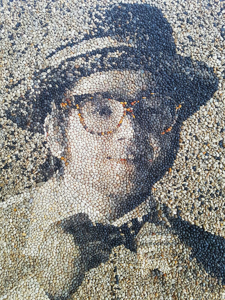 Mosaicos Hechos Completamente Con Piedras Elton John