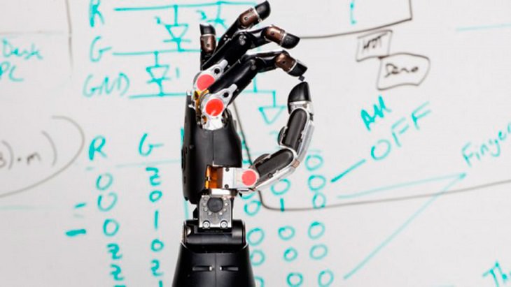 Brazo Robótico Le Permite Sentir De Nuevo a Un Hombre Paralizado, brazo robótico