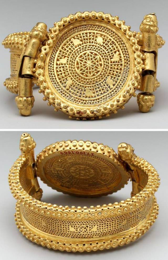 Objetos Históricos Antiguos Bien Conservados pulsera de oro de Bizancio de más de 1.600 años