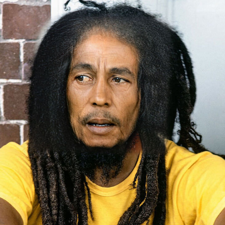 Retratos imaginarios de la vejez de celebridades fallecidas Bob Marley