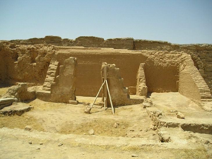 6. Iglesia Dura Europos, Dura-Europos, Siria - Aproximadamente 233 d.C.