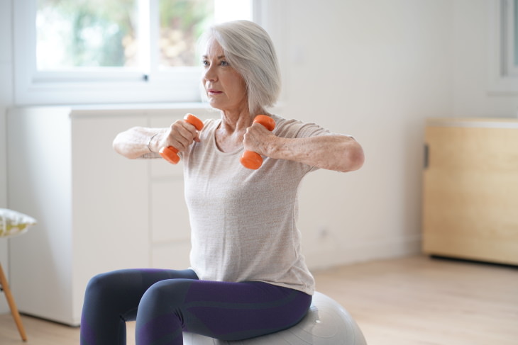 6. Debes evitar el ejercicio y la actividad física durante un brote de artritis.