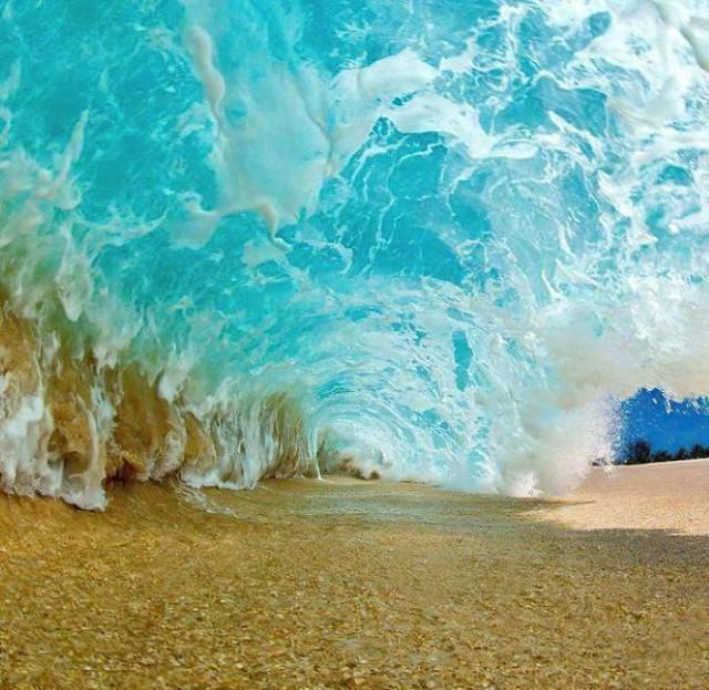 20 Asomborosas Fotografías Debajo de una ola