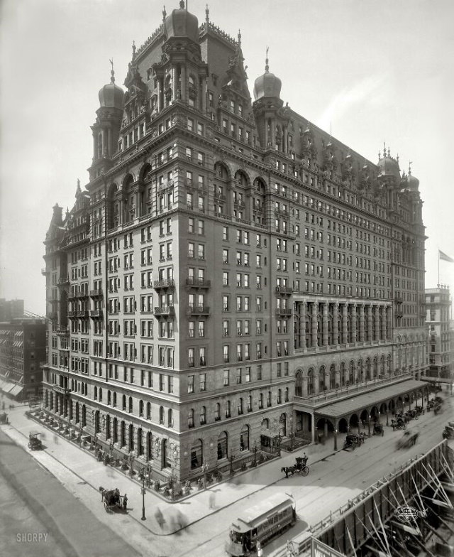 Estructuras Arquitectónicas Que Ya No Existen El hotel original Waldorf-Astoria en la ciudad de Nueva York.