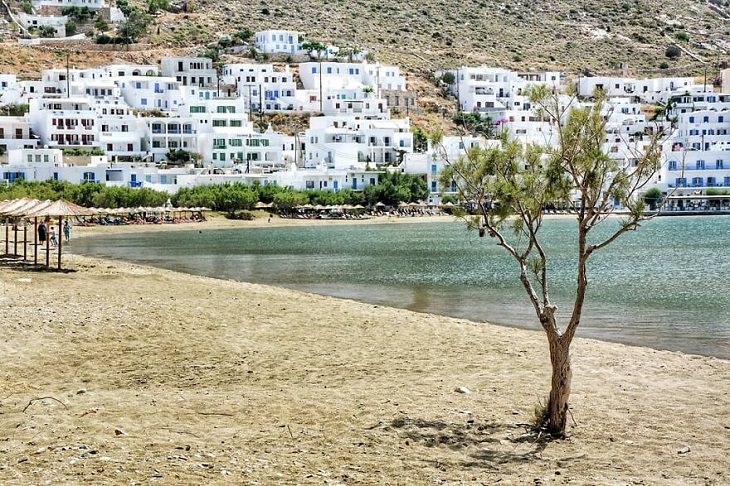 La Belleza Idílica De La Isla De Sifnos En Grecia Playa