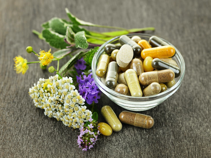 Causas De Las Manchas En Las Uñas Deficiencias de vitaminas o minerales