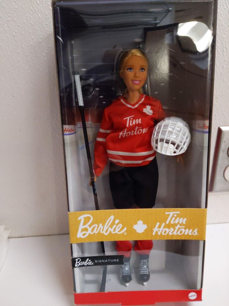 La Vida En Canadá Barbie Hockey