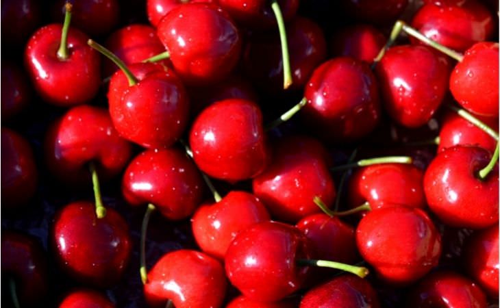 Tratamiento De Venas Varicosas Y Flebitis, frutos rojos