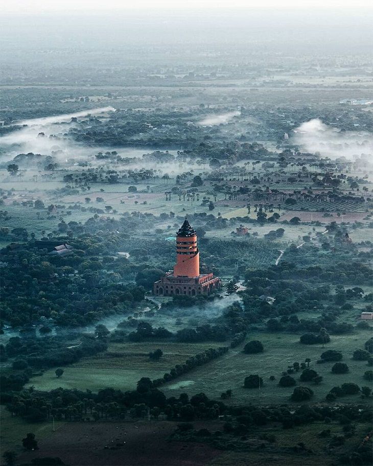 Fotos Aéreas De Paisajes, Valle de Bagan, Birmania