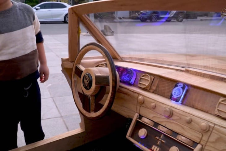 Montaje de madera,  Rolls Royce, interior del carro