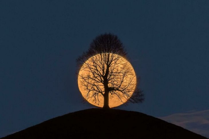 Los más bellos lugares en el mundo, luna llena