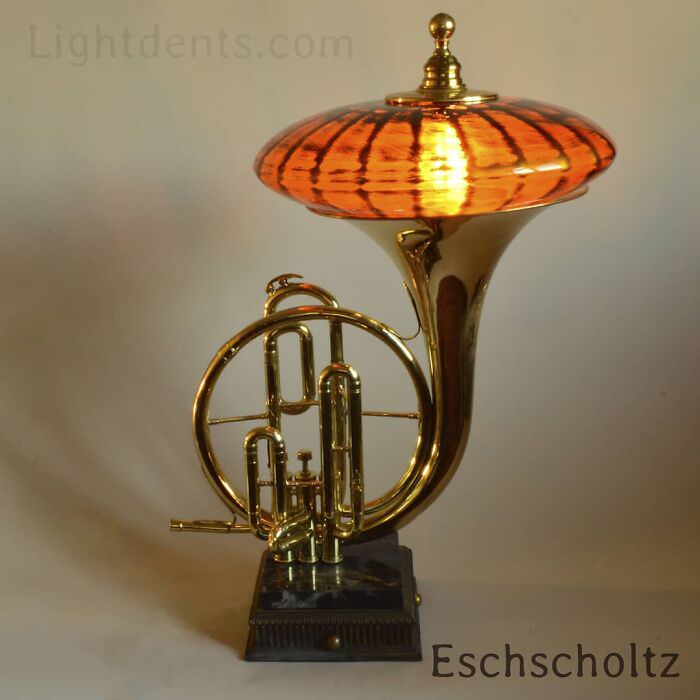 Lámparas Artesanales, trompeta brillante