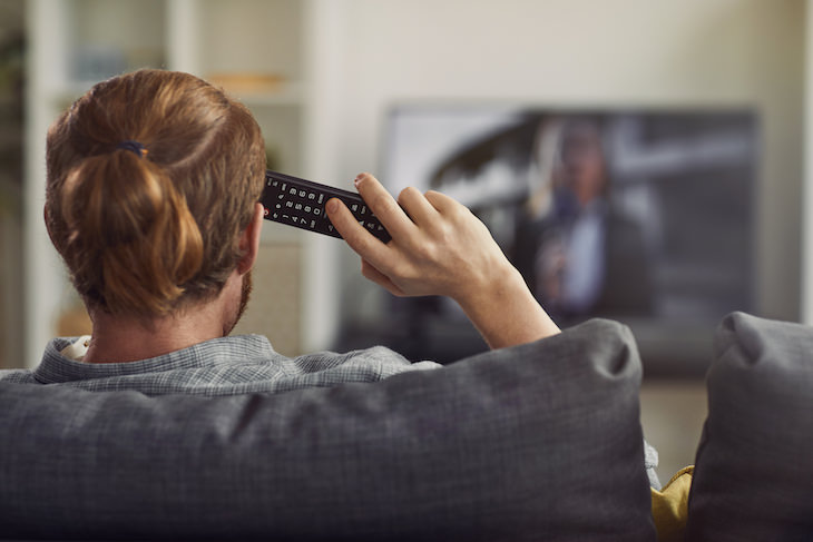 Cómo reconocer y superar la conducta de evitación al ver la televisión