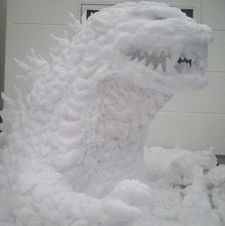 Esculturas De Nieve, Godzilla