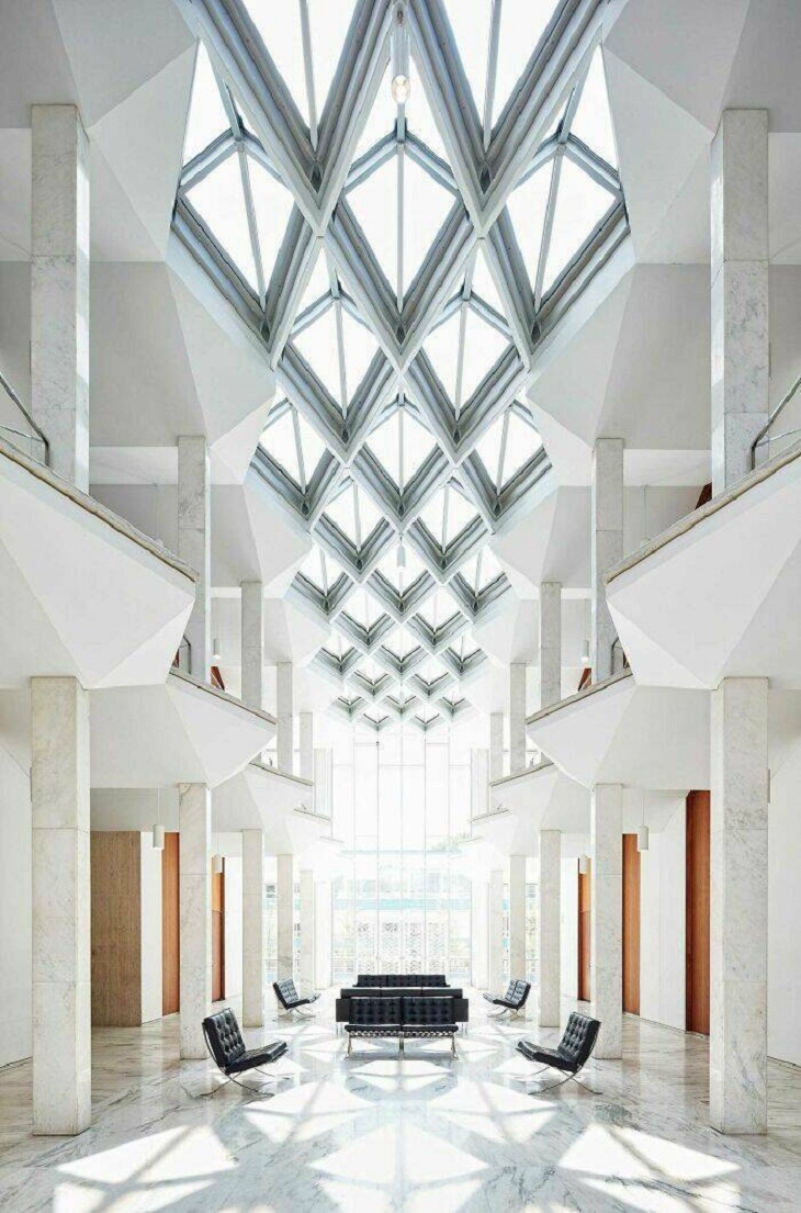 Arquitectura modernista, Centro de Conferencias McGregor