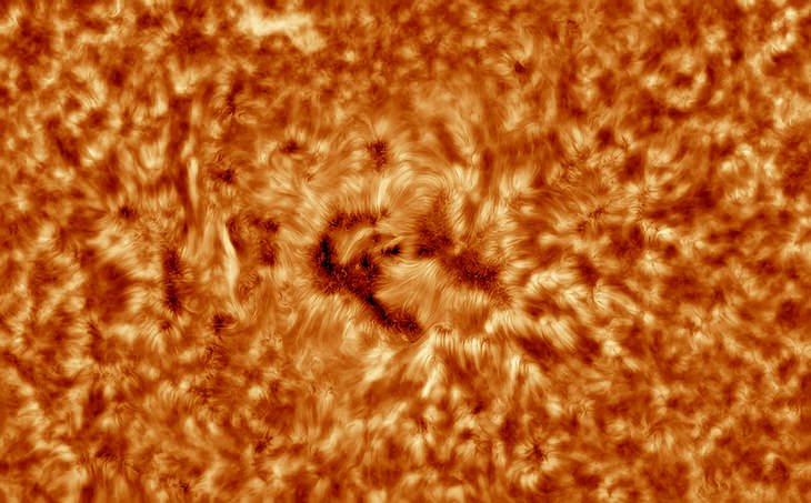 Imágenes de astronomía: sol borroso