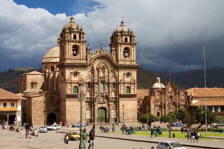 arquitectura colonial iglesia de la Compañía de Jesús, Cusco, Perú 
