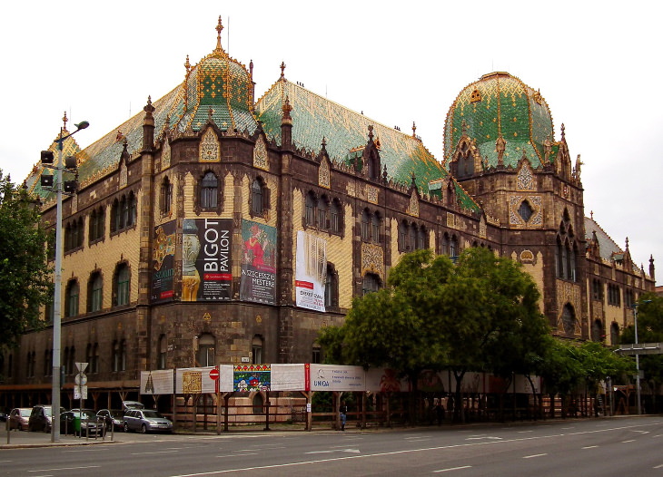 Edificios Art Nouveau El Museo de Artes Aplicadas de Budapest, Hungría