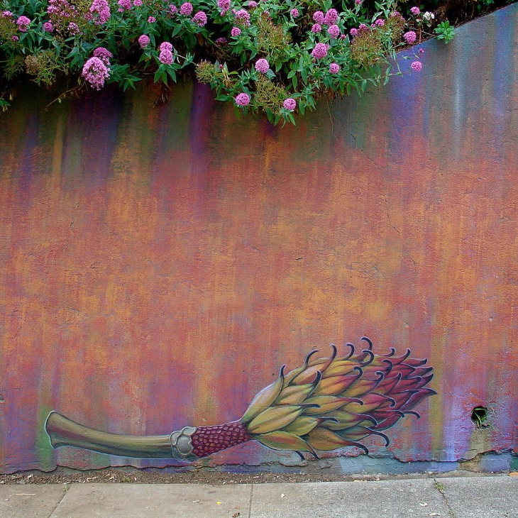 Murales De Flores En Edificios, planta en la acera