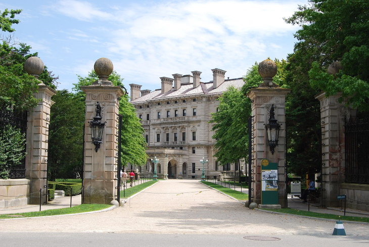 Gilded Age Mansions breakers gate