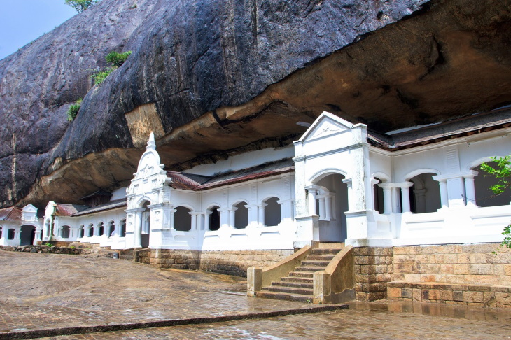 Arquitectura Del Sur De Asia, Templo de la cueva en Dambulla, Sri Lanka