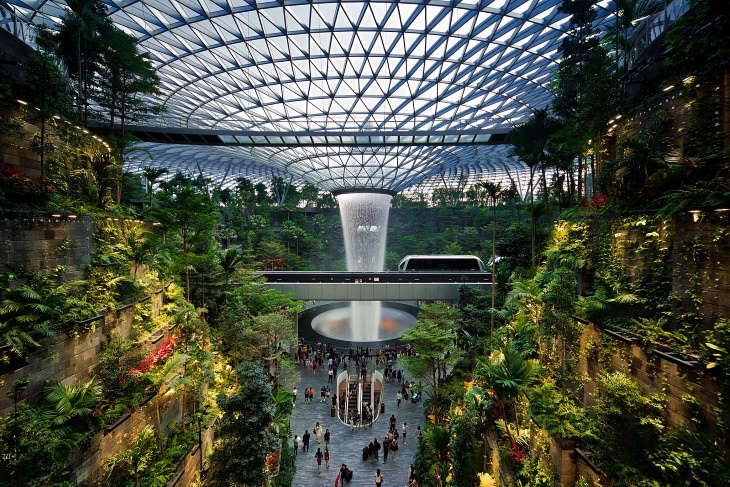 Edificios ecológicos "Jewel Changi Airport" de Safdie Architects (2019) - Singapur