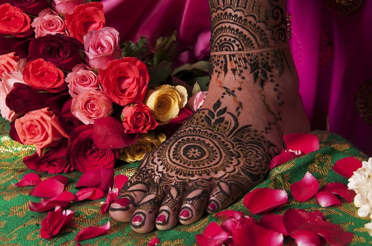 Tatuaje temporal, tradición India, árabe  