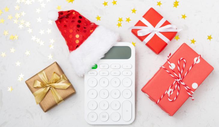 Regalos temáticos de Navidad y calculadora 