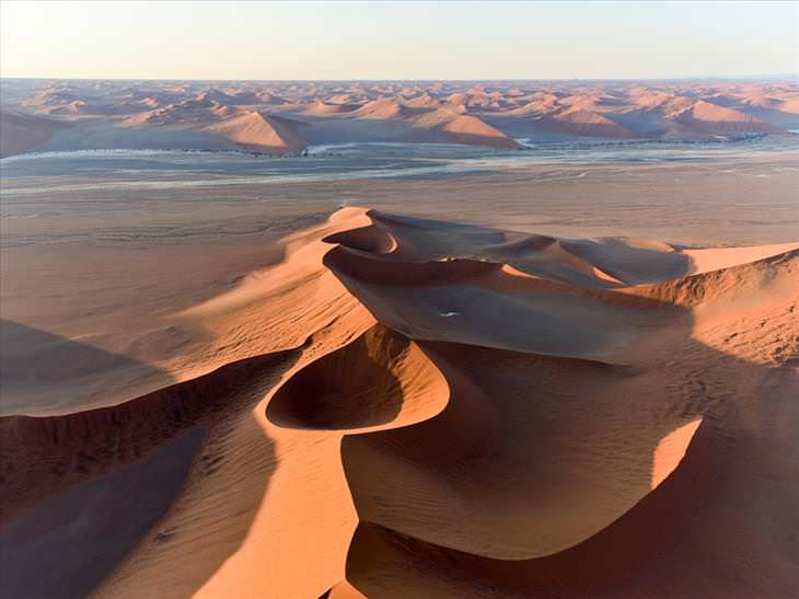 Paisajes Surrealistas, Mar de arena de Namib, Namibia