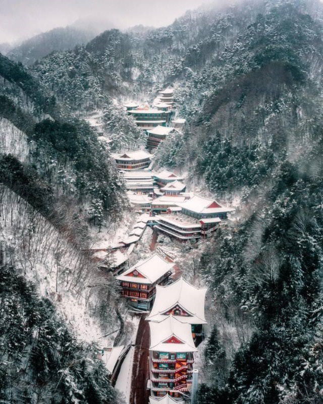 Corea Del Sur y sus maravillas,  Templo Guinsa