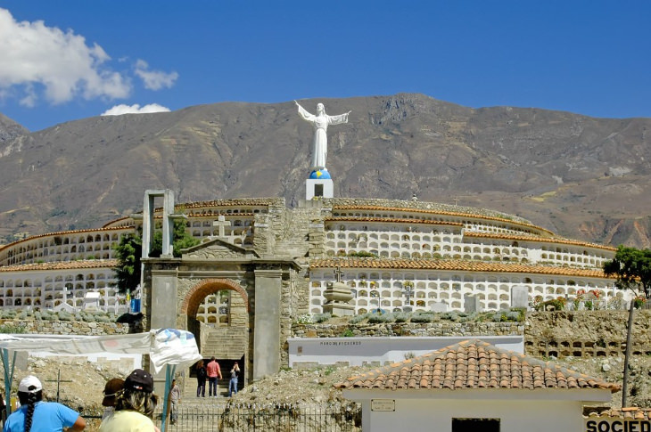 Ciudad peruana de Yungay, cementerio