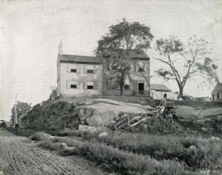 Momentos Históricos Capturados En Fotos, Brennan House, la casa de campo  donde Edgar Allen Poe se mudó para tratar la tuberculosis y escribió la famosa obra "El cuervo"