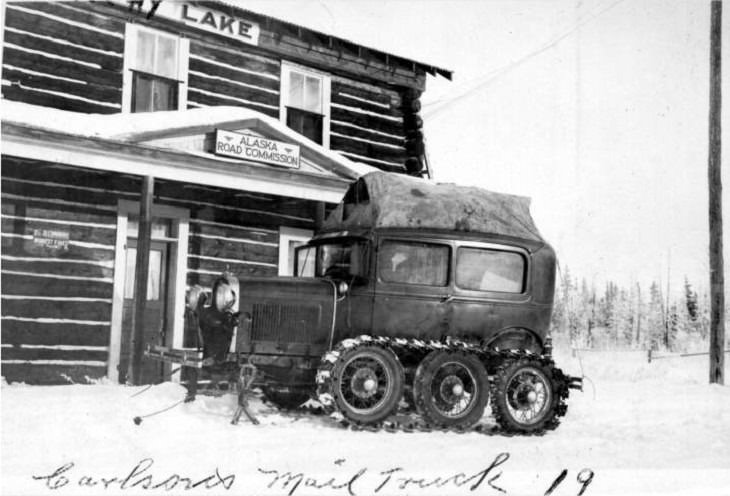 Vehículos inusuales de época, camión de correo de carretera
