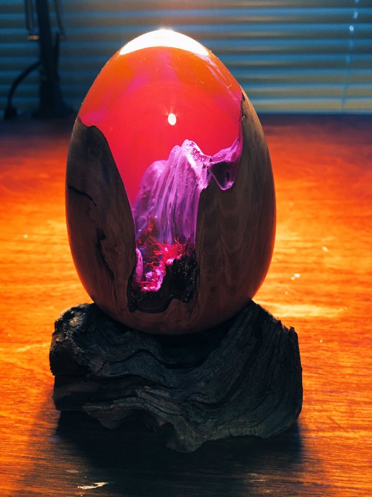 Esculturas de resina: huevo