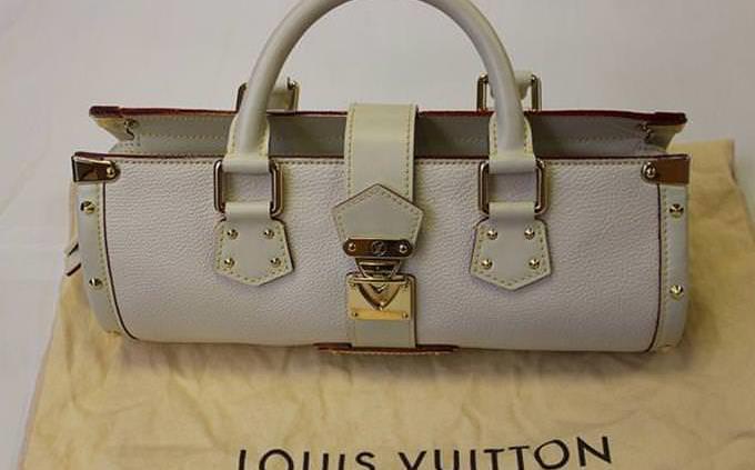 A Louis Vuitton bag