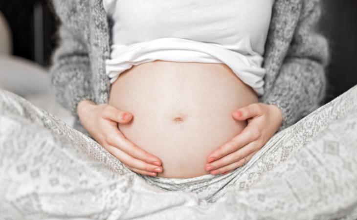 Datos Curiosos Sobre El Ombligo, mujer embarazada
