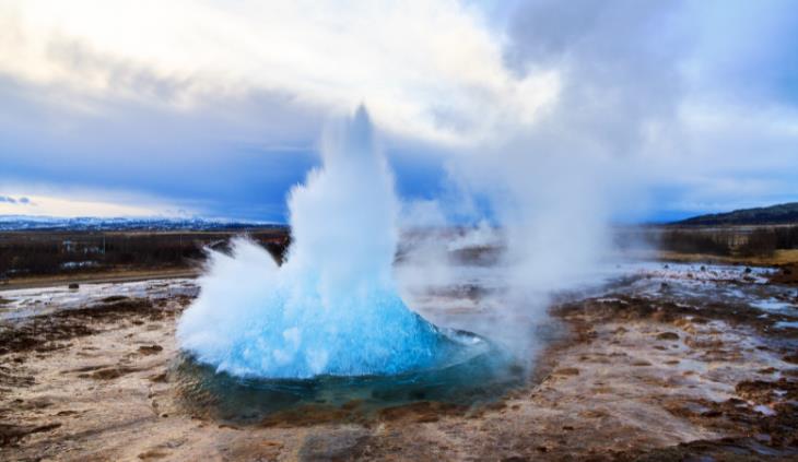 El Círculo Dorado De Islandia, El valle geotermal de Haukadalur 