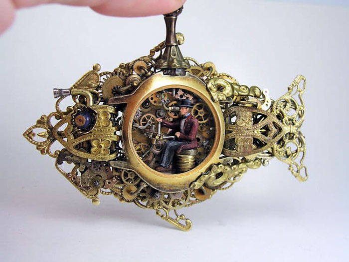 Gregory Grozos , relojes artísticos