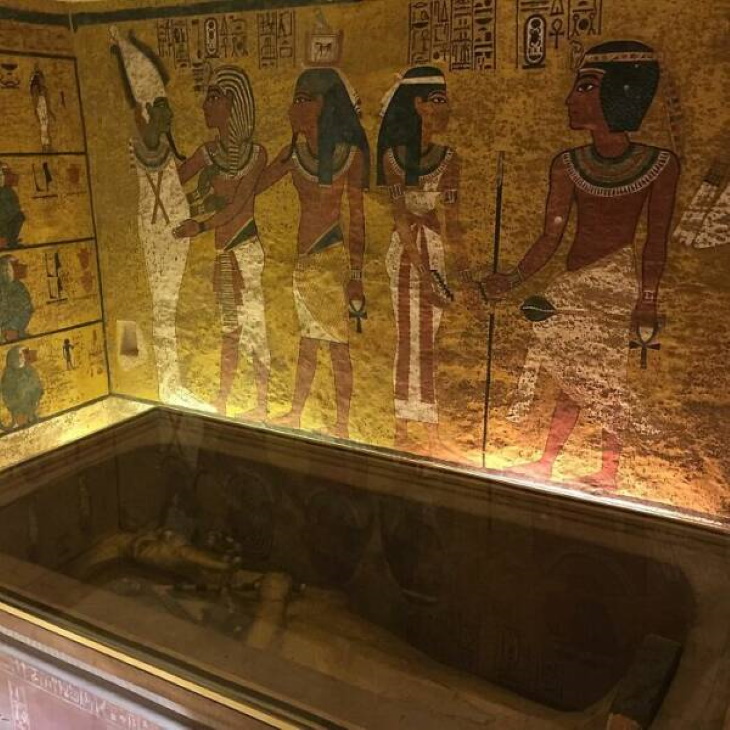 Hechos históricos Tumba del rey Tutankamón (1.332 a.C.)