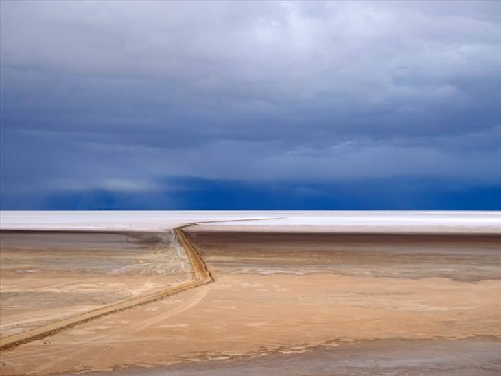 Carreteras Peligrosas, Carretera a través del Salar de Uyuni, Bolivia
