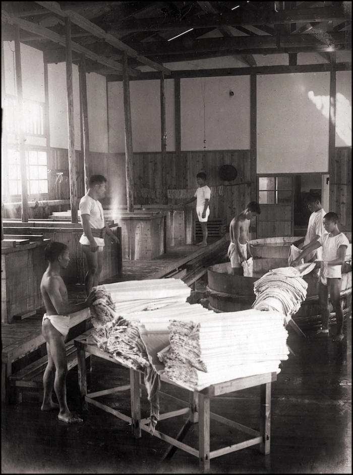 Yokohama 1908 fábrica de seda 
