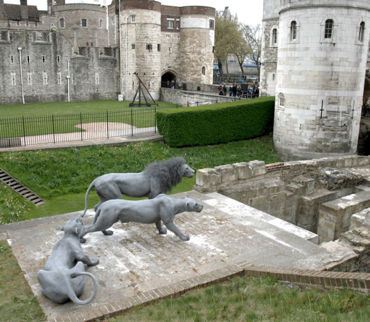 Estatuas de leones en la Torre De Londres