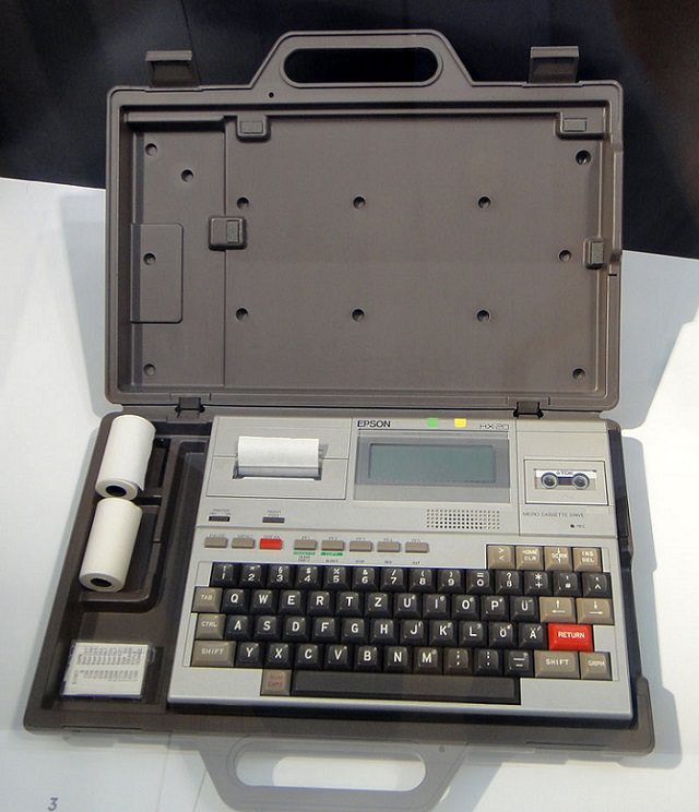 Primeras Computadoras Portátiles, Epson HX-20