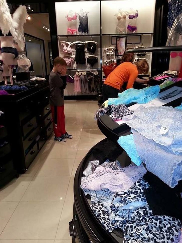 Niños Que Odian Las Compras, tienda de ropa interior