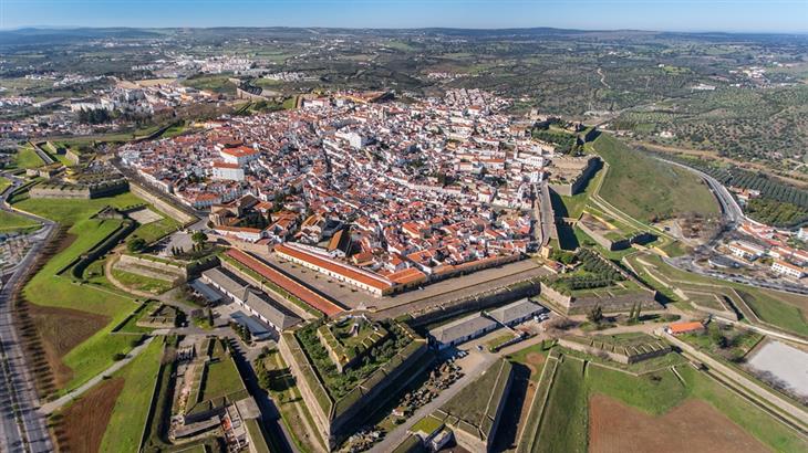 Elvas and its foritifications