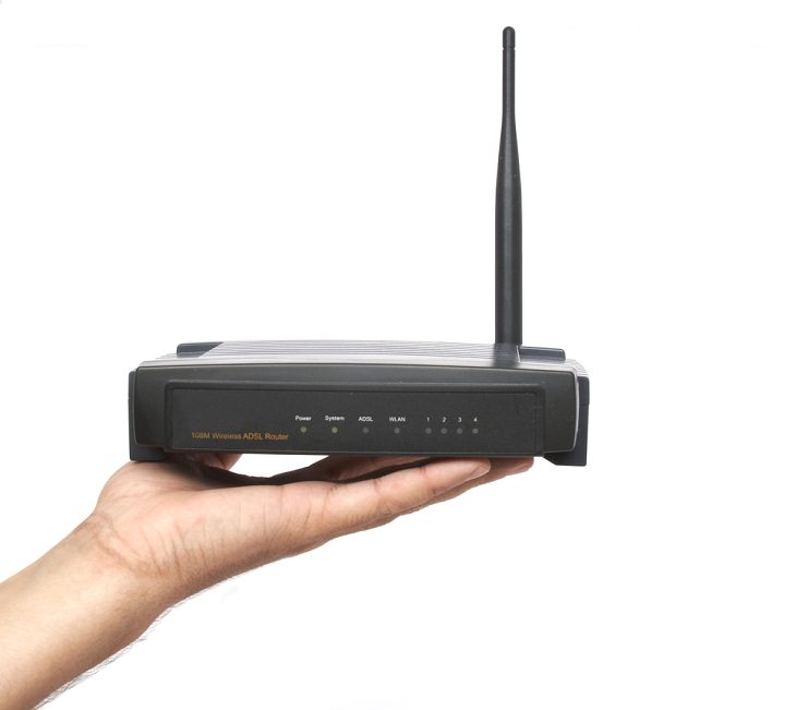 Cómo Mejorar Tu Conexión De Wi-Fi, Reemplaza la antena de tu router