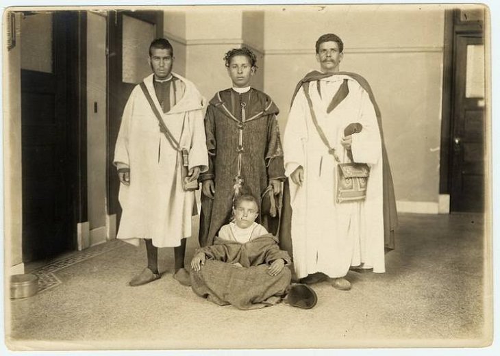 Retratos de inmigrantes de Ellis Island, inmigrantes marroquíes