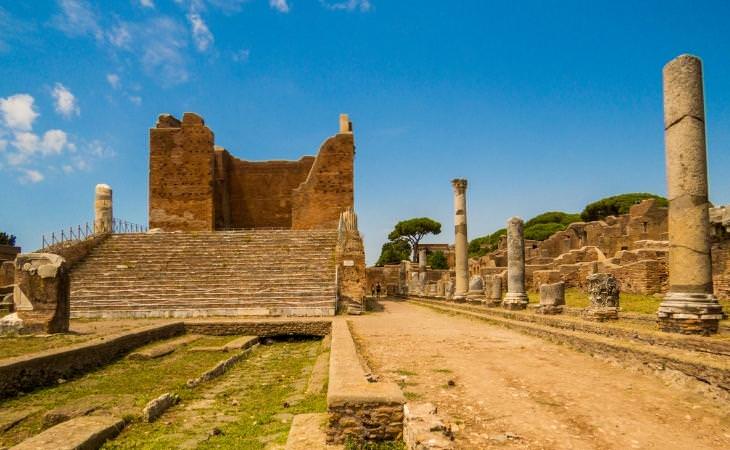 Destinos De Viaje Cerca De Roma, Ostia Antica