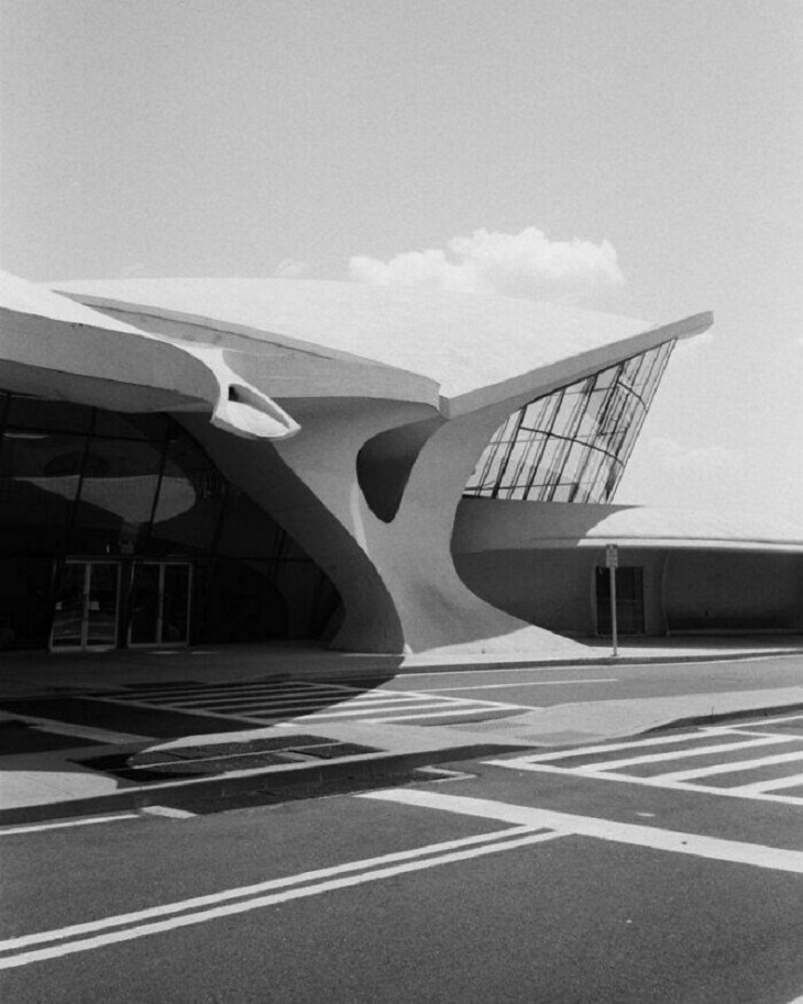 El Centro de Aviación TWA , Nueva York, EE. UU. Arquitecto: Eero Saarinen
